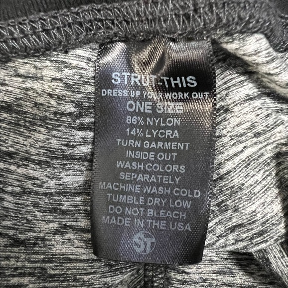 STRUT-THIS Black And Gray Camo Leggings Size Women’s One Size - Picture 5 of 8